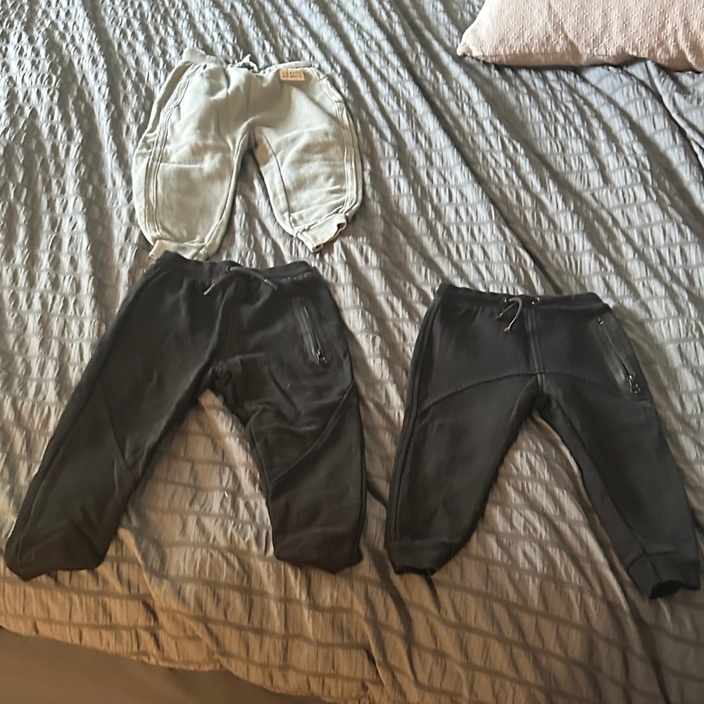 Zara Joggers